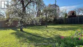 33 STRATHCONA DRIVE | St. Catharines Ontario | Slide Image Thirty-eight