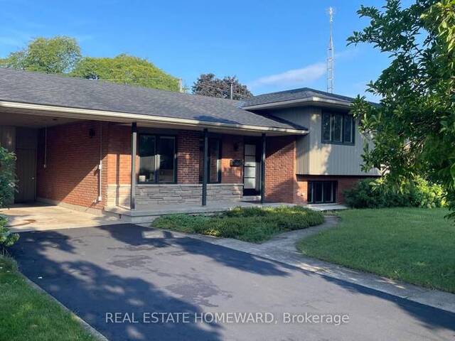 33 STRATHCONA DRIVE St. Catharines Ontario, L2M 2A8 - 4 Bedrooms Home For Sale