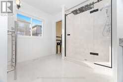 565 SUNDEW DRIVE | Waterloo Ontario | Slide Image Nineteen