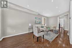 38 COLELUKE LANE | Markham Ontario | Slide Image Nine