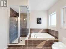 31 BOLSBY COURT | Aurora Ontario | Slide Image Thirty