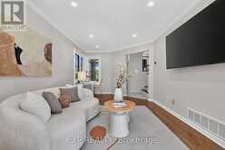 109 WINDING LANE | Vaughan Ontario | Slide Image Eleven