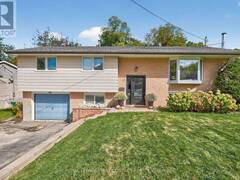 11 MACLAREN AVENUE Barrie Ontario, L4N 3Y1
