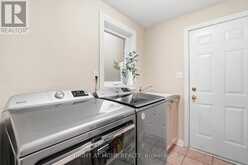 2121 PINEVALLEY CRESCENT | Oakville Ontario | Slide Image Sixteen
