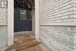2121 PINEVALLEY CRESCENT | Oakville Ontario | Slide Image Three