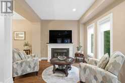 2121 PINEVALLEY CRESCENT | Oakville Ontario | Slide Image Nine