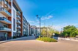 308 - 128 GROVEWOOD COMMON | Oakville Ontario | Slide Image Four