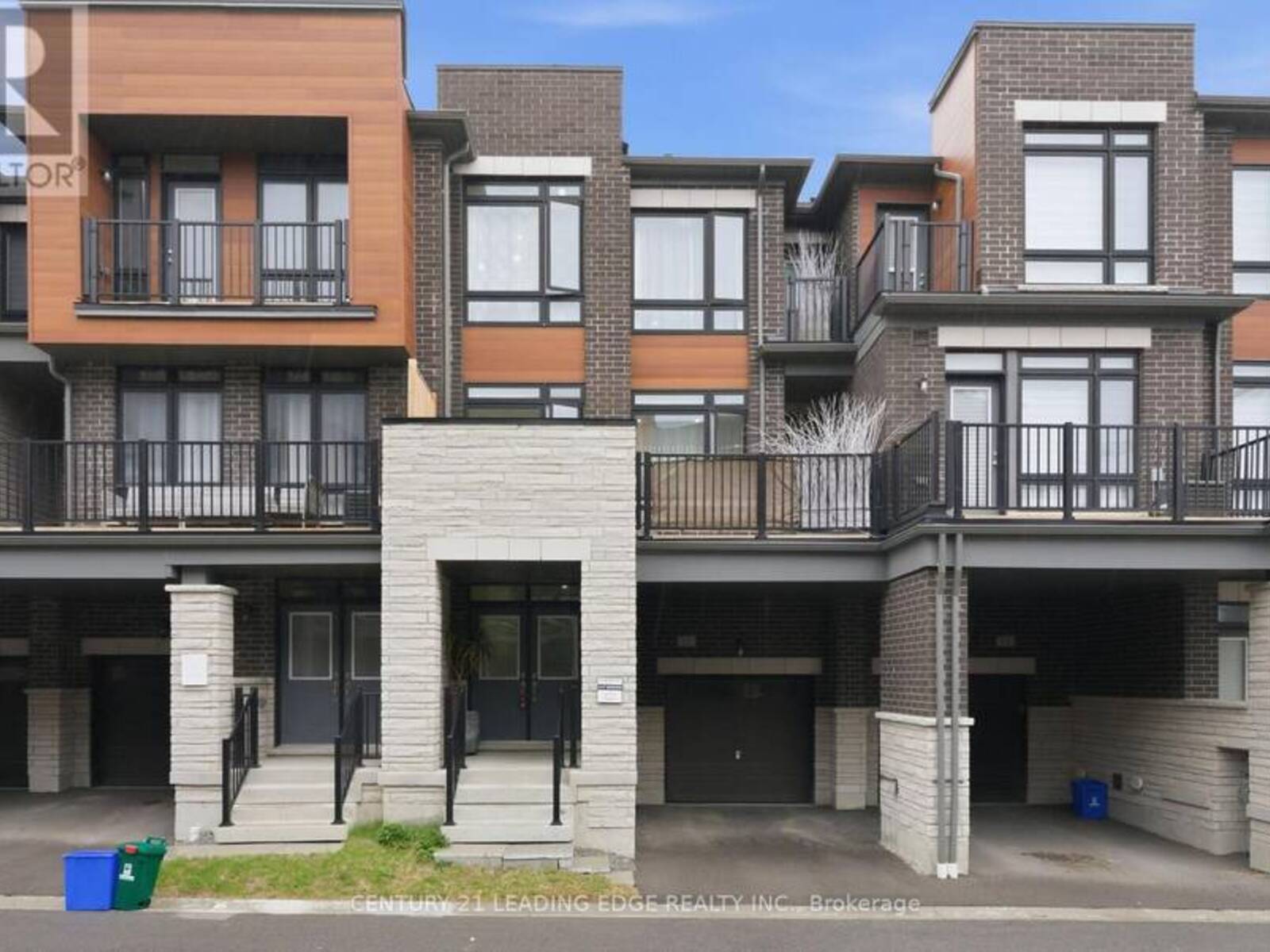 12 COPPINI LANE, Ajax, Ontario L1S 0G9