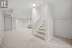 187 RED MAPLE ROAD | Richmond Hill Ontario | Slide Image Thirty-nine