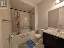230 PARADELLE DRIVE | Richmond Hill Ontario | Slide Image Twenty-five