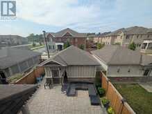 230 PARADELLE DRIVE | Richmond Hill Ontario | Slide Image Thirty-two