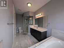 230 PARADELLE DRIVE | Richmond Hill Ontario | Slide Image Thirty-six