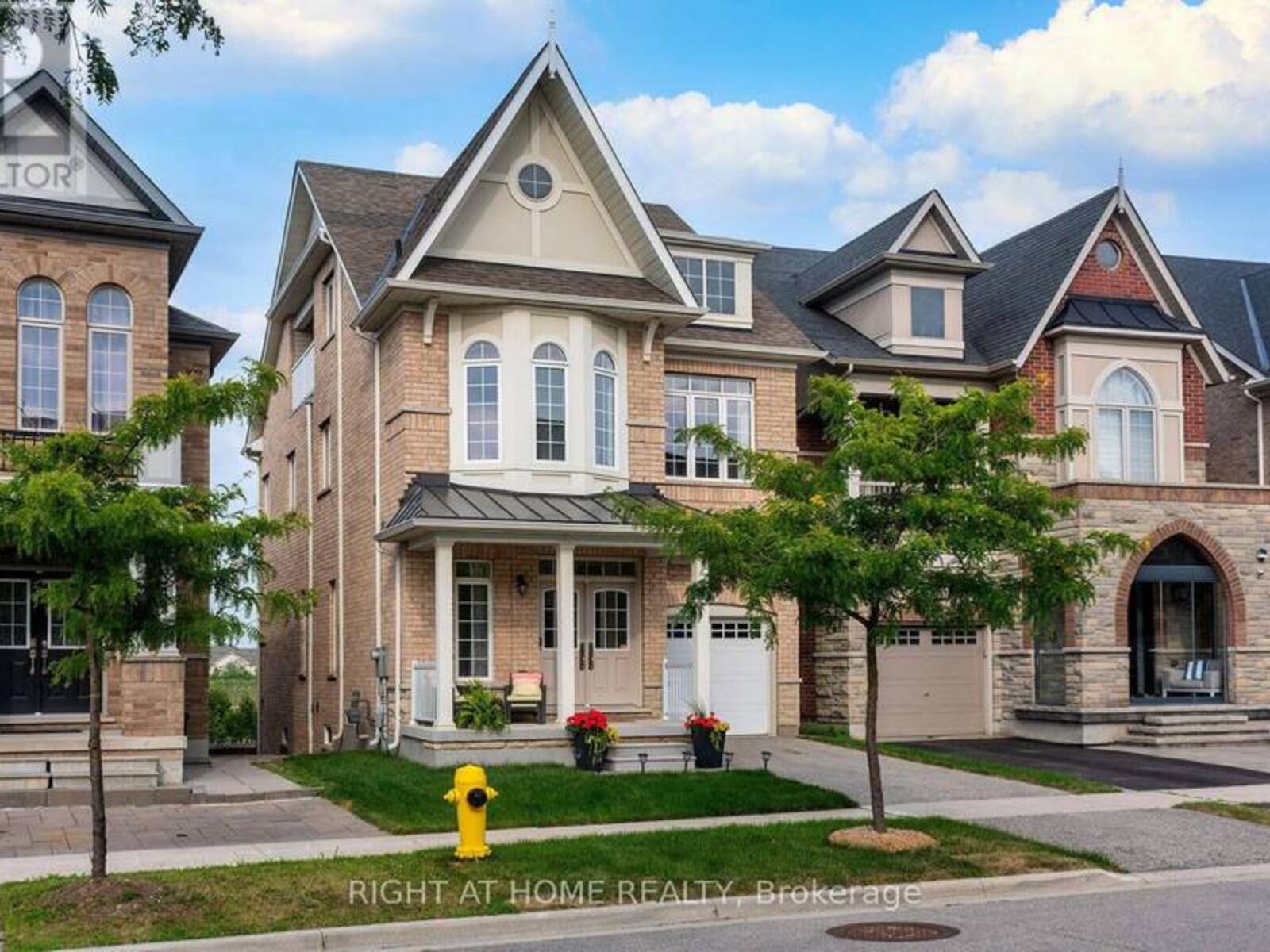 43 HOPEWELL STREET, Vaughan, Ontario L4H 3Y1