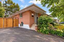 1218 GRANGE ROAD | Oakville Ontario | Slide Image Three