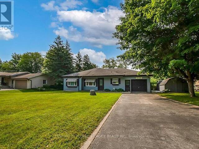 3 LAKESHORE BOULEVARD Selwyn Ontario, K0L 1T0 - 4 Bedrooms Waterfront Home For sale
