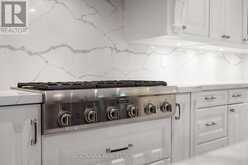 74 YONGEHURST ROAD | Richmond Hill Ontario | Slide Image Thirteen