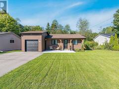 47 SANDSPRINGS CRESCENT Angus Ontario, L0M 1B0