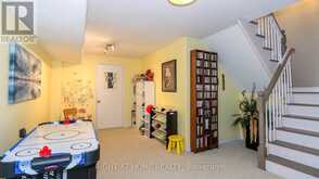 26 STAPLETON PLACE | Barrie Ontario | Slide Image Twenty-one