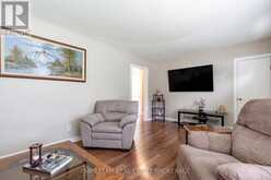 207 WARNICA ROAD | Barrie Ontario | Slide Image Thirteen