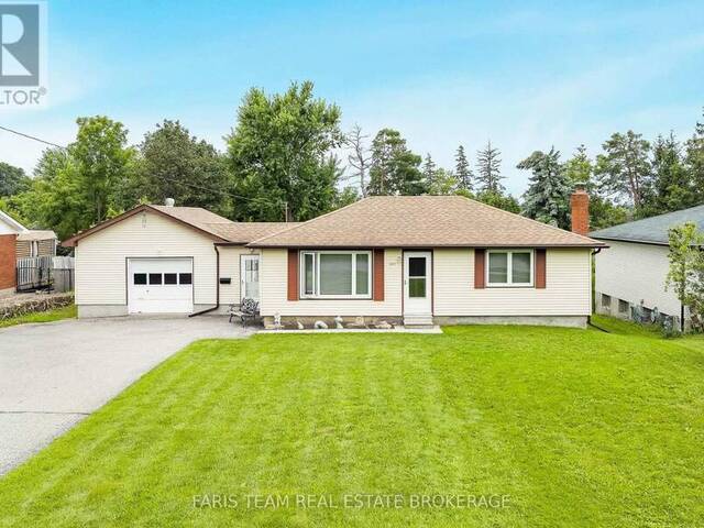 207 WARNICA ROAD Barrie Ontario, L4N 3Z2 - 3 Bedrooms Home For Sale