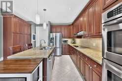 2269 WHITWORTH DRIVE | Oakville Ontario | Slide Image Twelve