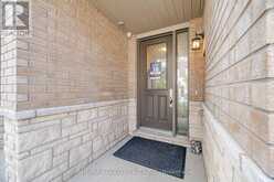 9 ARCOLA STREET | Brampton Ontario | Slide Image Three