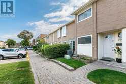 25 CRAIGLEIGH CRESCENT | Brampton Ontario | Slide Image Four