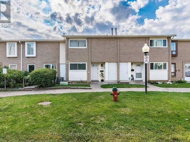 25 CRAIGLEIGH CRESCENT Brampton Ontario, L6T 2E3 - 4 Bedrooms Condo For Sale