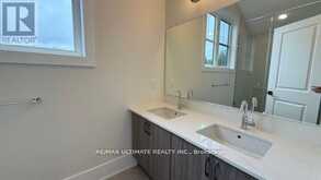 1005 HOLLY MEADOW COURT | Huntsville Ontario | Slide Image Thirteen