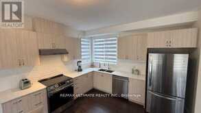 1005 HOLLY MEADOW COURT | Huntsville Ontario | Slide Image Six