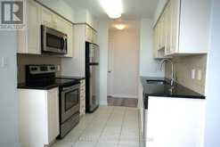 35 HOLLYWOOD AVENUE | Toronto Ontario | Slide Image Thirteen