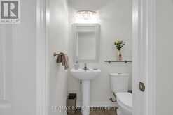 92 ROBB THOMPSON ROAD | East Gwillimbury Ontario | Slide Image Nine