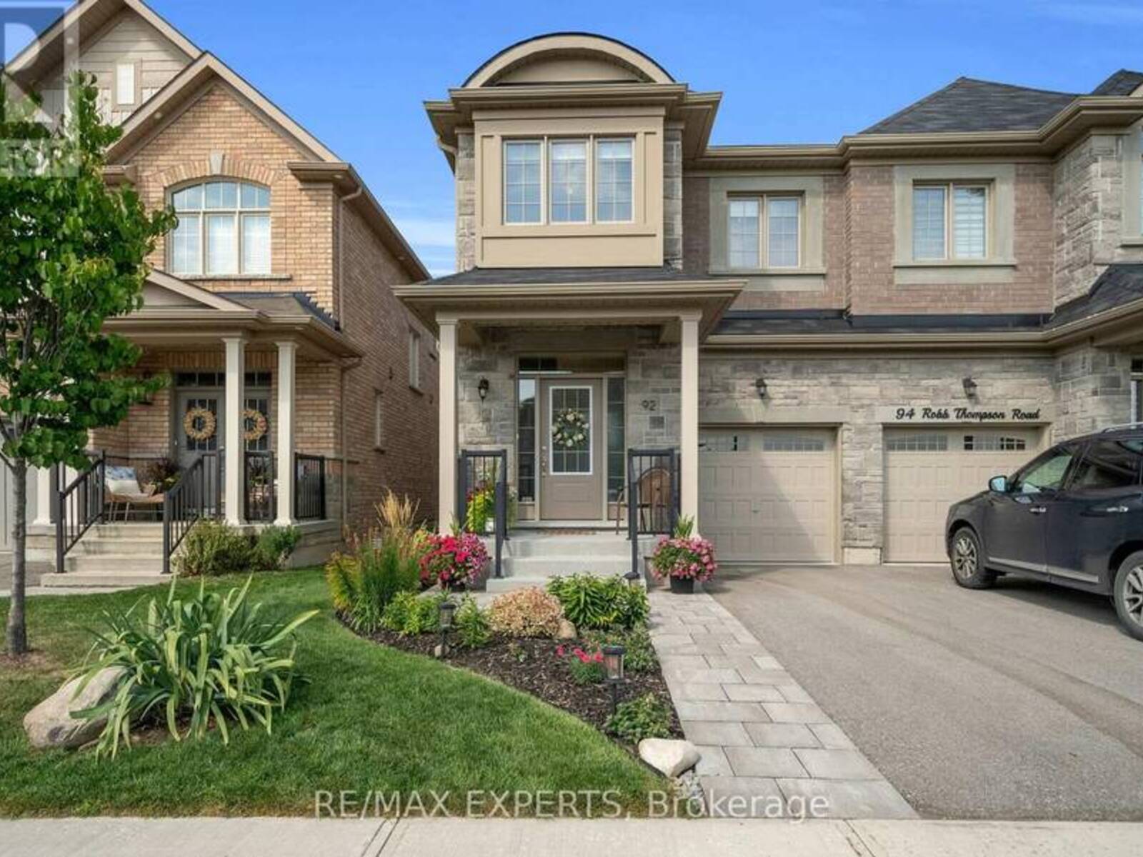 92 ROBB THOMPSON ROAD, East Gwillimbury, Ontario L0G 1M0