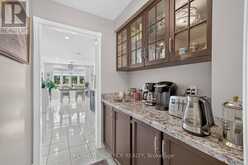 713 EXCELLER CIRCLE | Newmarket Ontario | Slide Image Ten