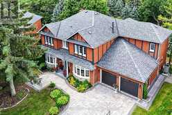 713 EXCELLER CIRCLE | Newmarket Ontario | Slide Image Three