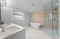 48 CARLYLE CRESCENT | Aurora Ontario | Slide Image Thirty