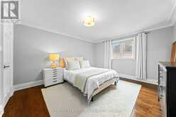 48 CARLYLE CRESCENT | Aurora Ontario | Slide Image Thirty-four