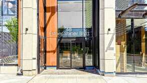 2510 - 15 GREENVIEW AVENUE | Toronto Ontario | Slide Image Twelve
