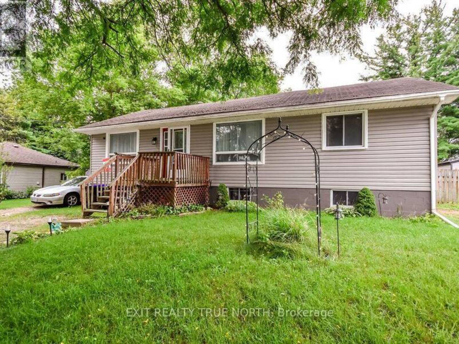 130 SYDENHAM STREET, Angus, Ontario L0M 1B0