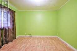 130 SYDENHAM STREET | Angus Ontario | Slide Image Nine