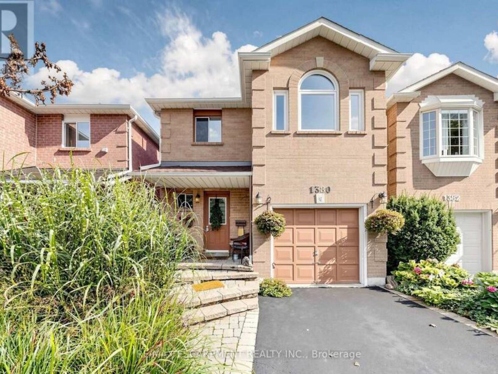 1380 HAZEL MCCLEARY DRIVE, Oakville, Ontario L6J 7B1