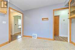 54 WOODWARD AVENUE | Brampton Ontario | Slide Image Sixteen