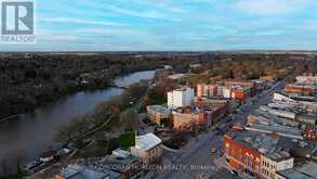 9 COBOURG STREET | Stratford Ontario | Slide Image Fifty