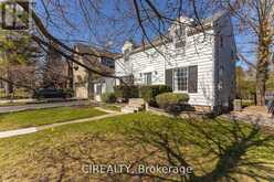 25 HOWARD AVENUE | Oakville Ontario | Slide Image Three