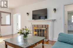 25 HOWARD AVENUE | Oakville Ontario | Slide Image Nine