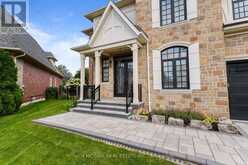 950 FREDONIA DRIVE | Mississauga Ontario | Slide Image Two