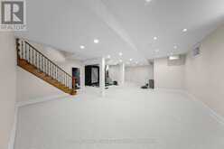 950 FREDONIA DRIVE | Mississauga Ontario | Slide Image Thirty-eight