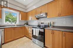 84 MEADOWBANK DRIVE | Hamilton Ontario | Slide Image Eighteen