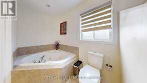 8655 WESTPORT DRIVE | Niagara Falls Ontario | Slide Image Twenty