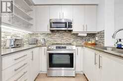 PH 10 - 55 ONEIDA CRESCENT | Richmond Hill Ontario | Slide Image Four